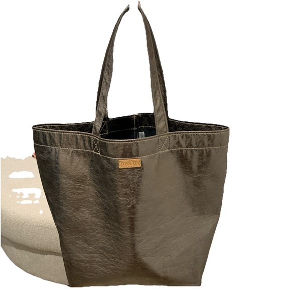 Consuela Apollo Grab And Go Metallic Gold Crinkle Tote Bag - Picture 1 of 12